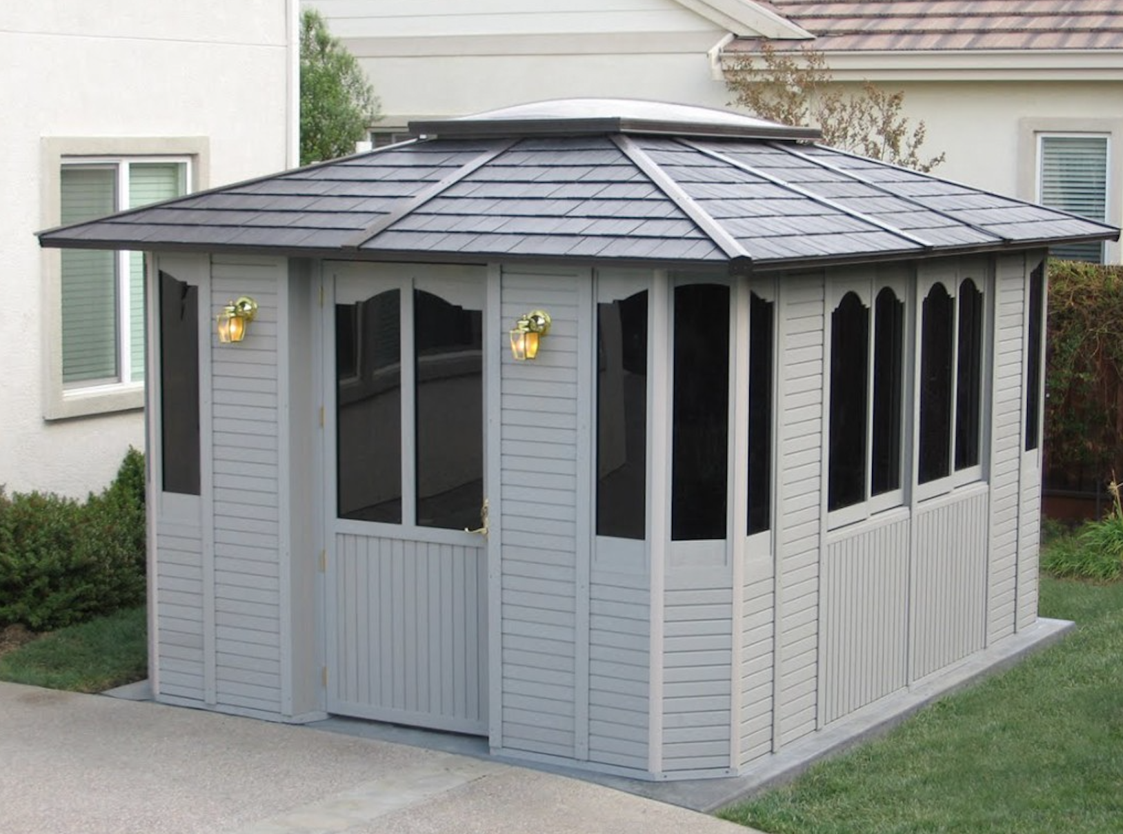From Hot Tub Enclosure to Party Venue: Easy Ways to Transition Back and Forth