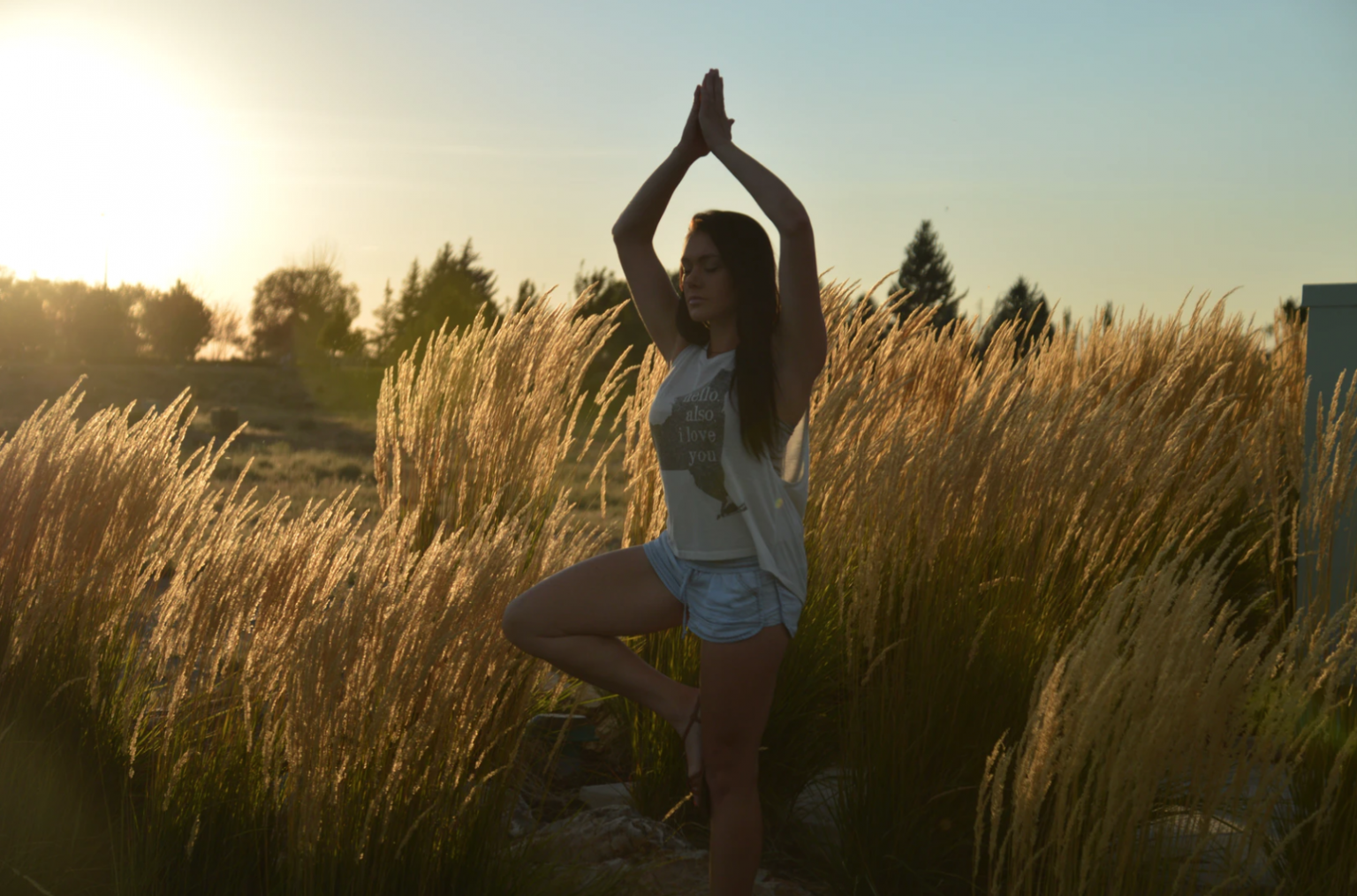 Yoga and Fibromyalgia: A Key to Pain Relief - IMC Grupo