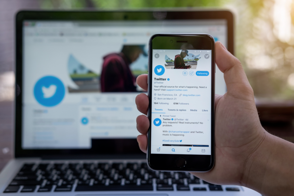 Getting Votes on Twitter Polls Made Easier