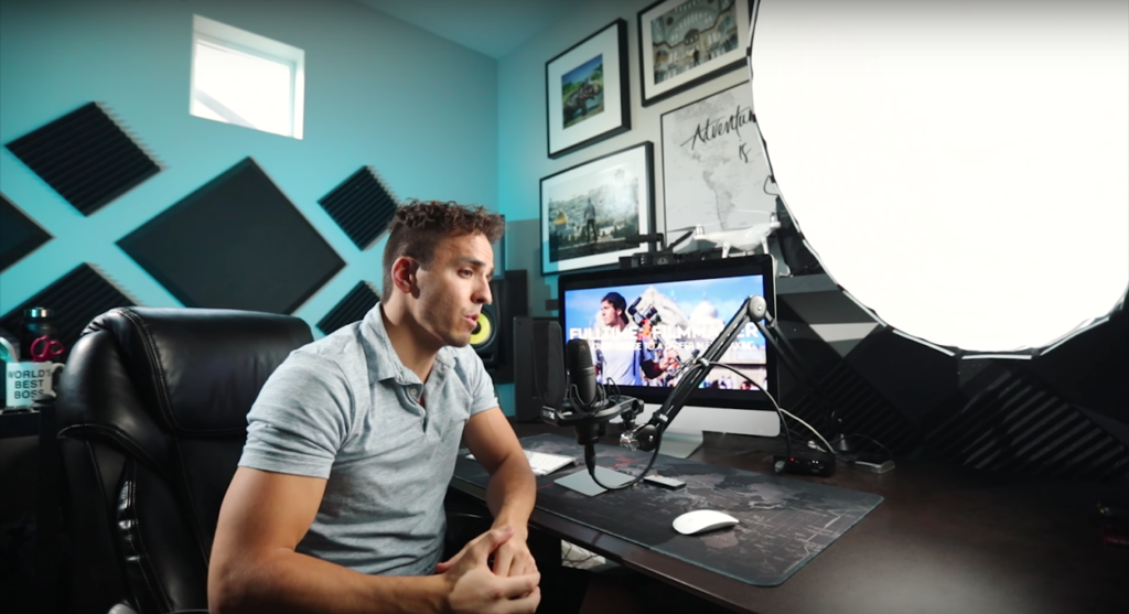 5 Reasons Why Without Lighting Your Vlog Will Not Succeed