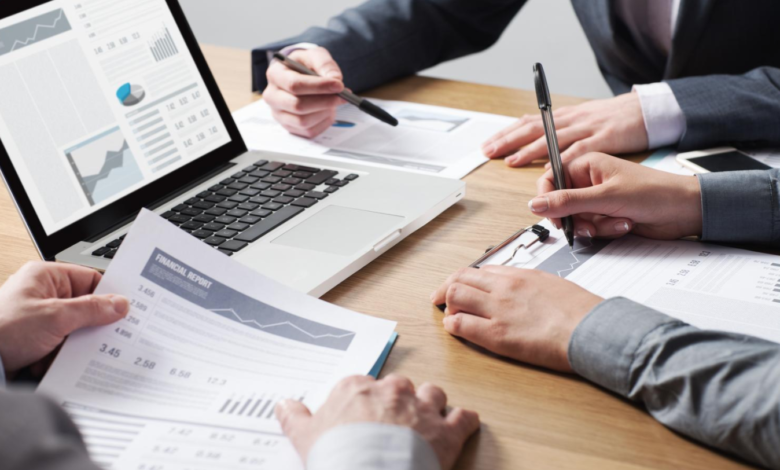3 Ways Technology Can Help You Manage Finances