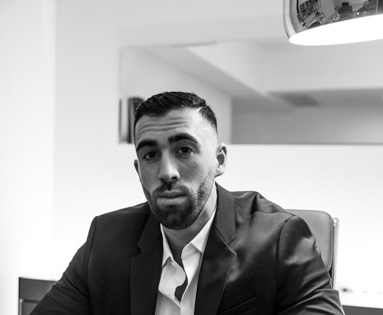 Business Consultant Chris Diaz