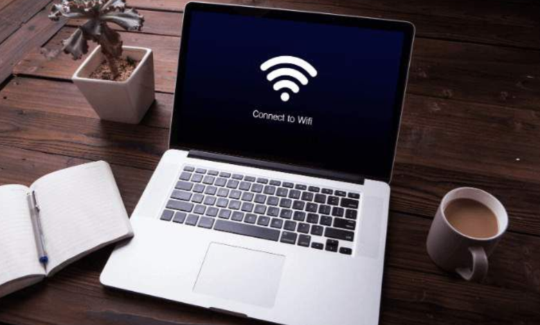 LAPTOP WITHOUT WIFI
