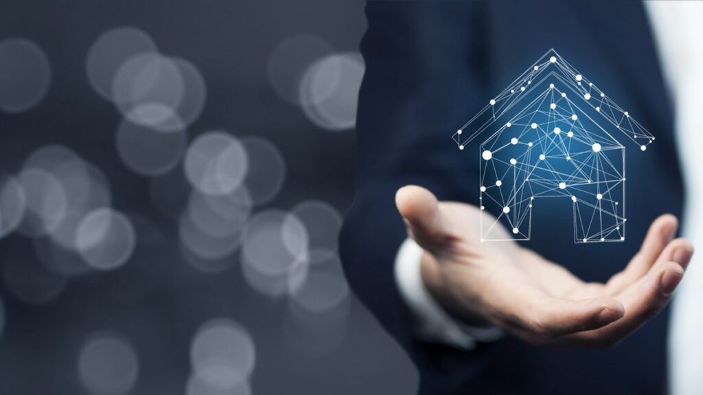 THE INFLUENCE OF TECHNLOGY WITHIN THE REAL ESTATE INDUSTRY