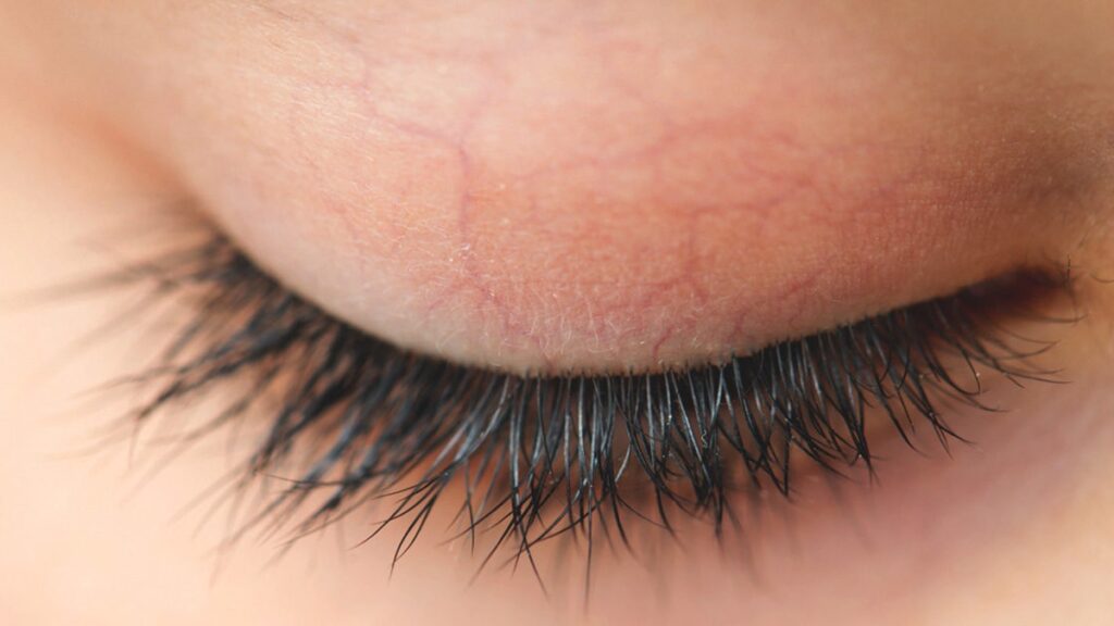 Can Essential Oils Be Useful for Eyelash Growth?