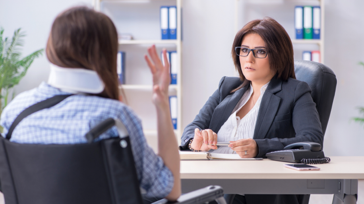 5 Reasons to Hire a Lawyer for Workers Compensation