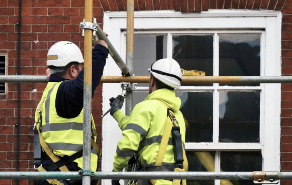 What Should You Look for in a Scaffolding Supplier and Manufacturer?