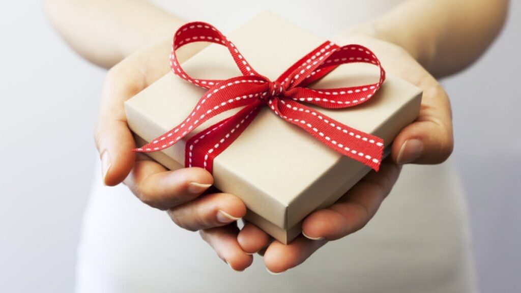 Looking for the Perfect Gift in Your Budget? 7 Ways to Help You Out