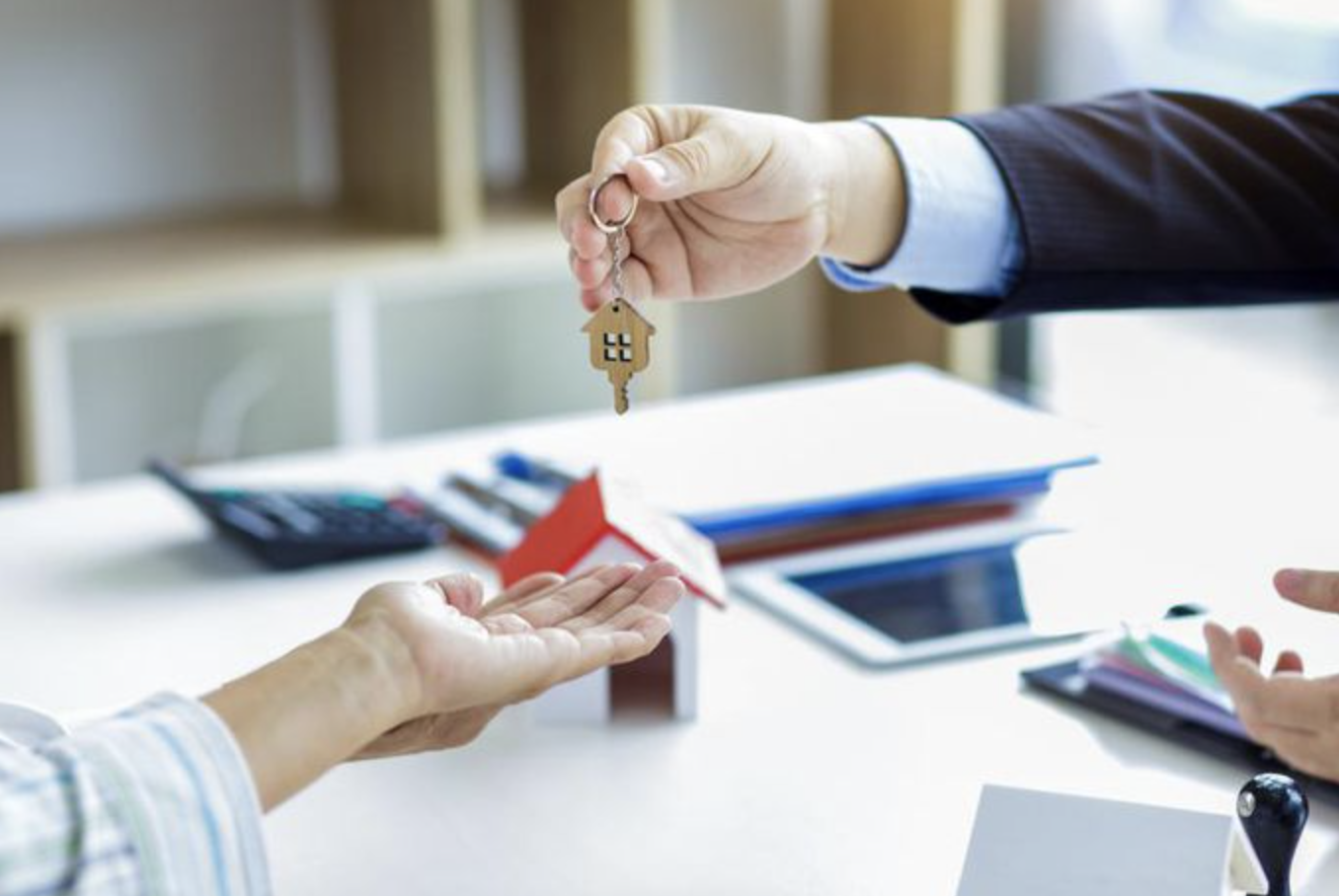 Things You Need to Know Before Buying Your First Home
