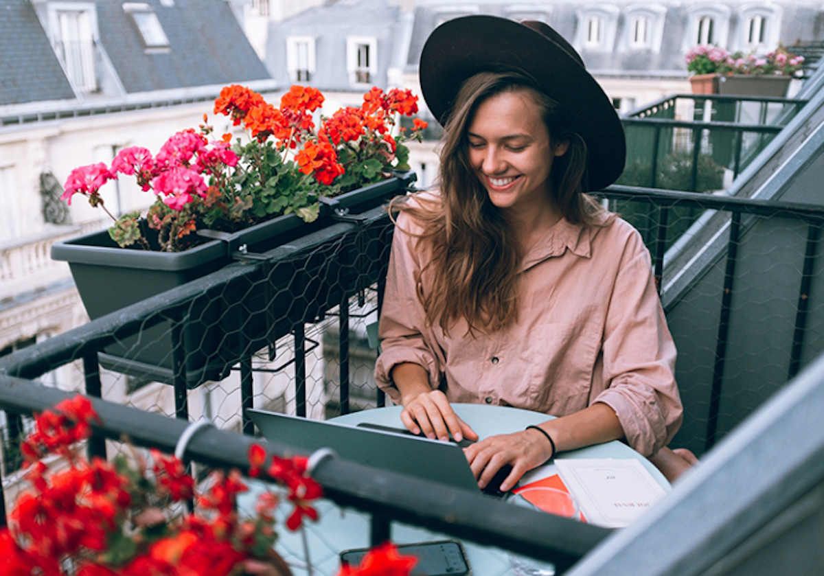 How to Buy Summer Hats for Women?