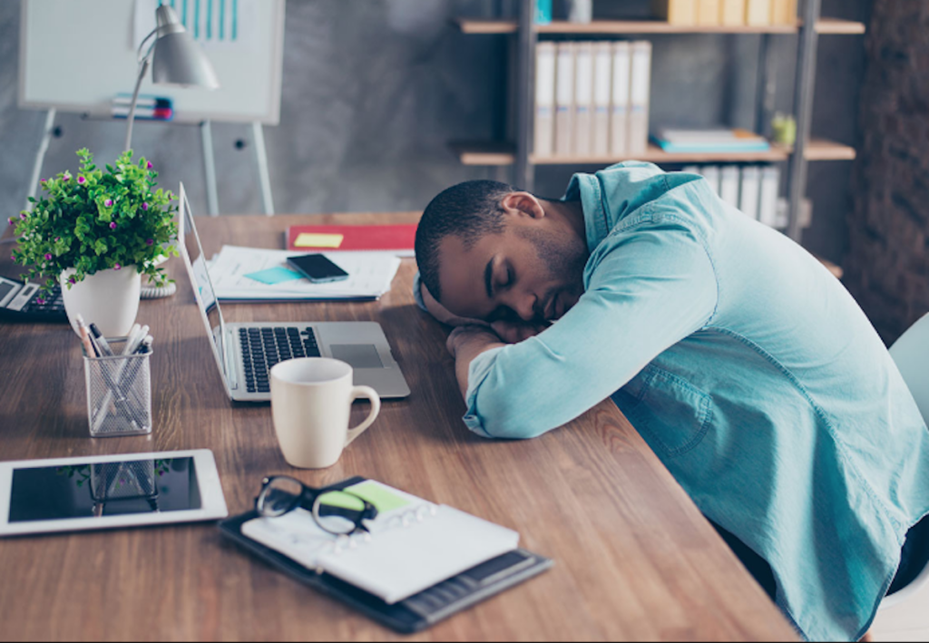 Power Napping Your Way to Productivity: 7 Positive Effects of On-the-Clock Naps for Employee Performance