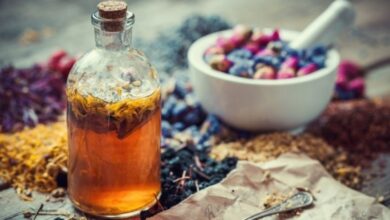 Photo of Which is Stronger Tincture or Extract? Why