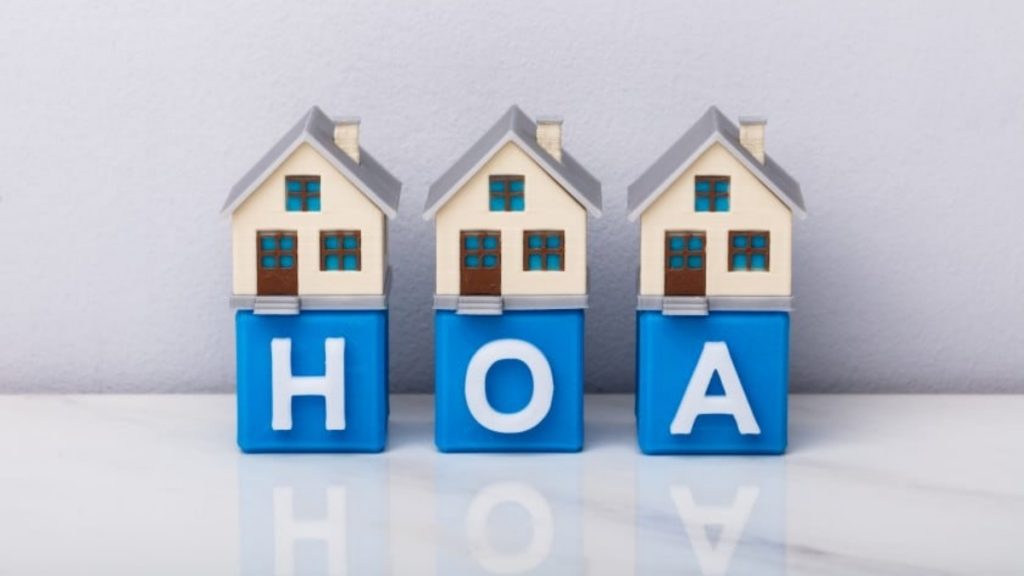 What to expect from HOA management companies in Phoenix?