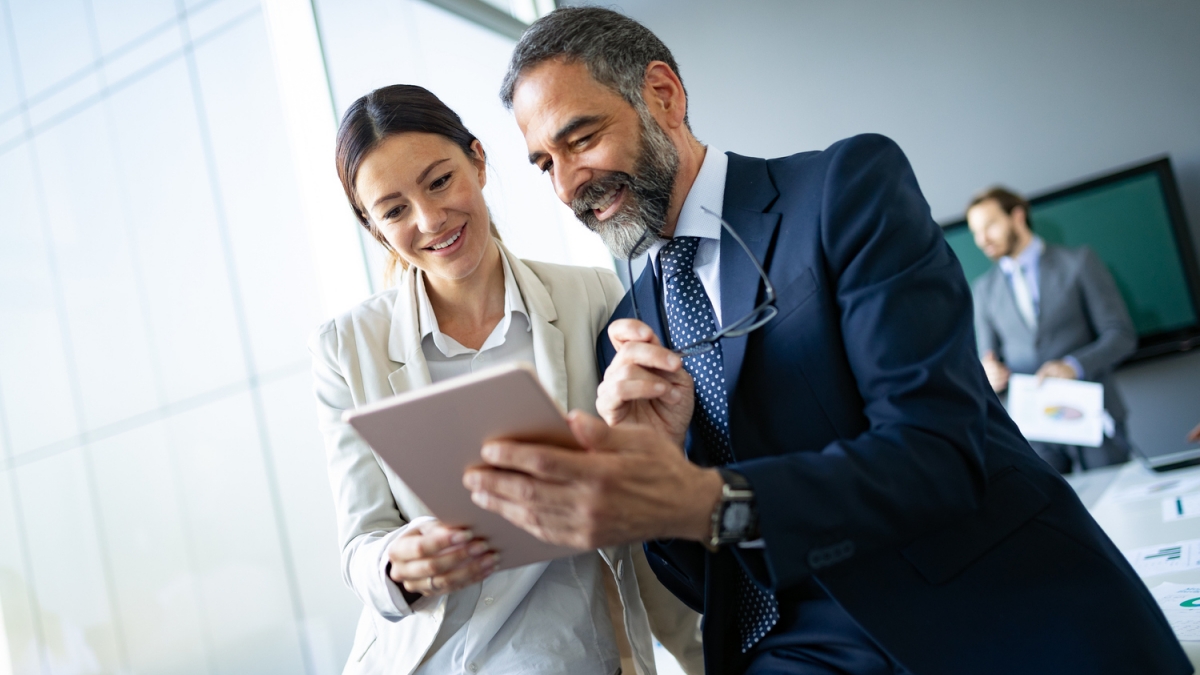 Why Should you Hire IT Consulting Services to Achieve your Business Goals