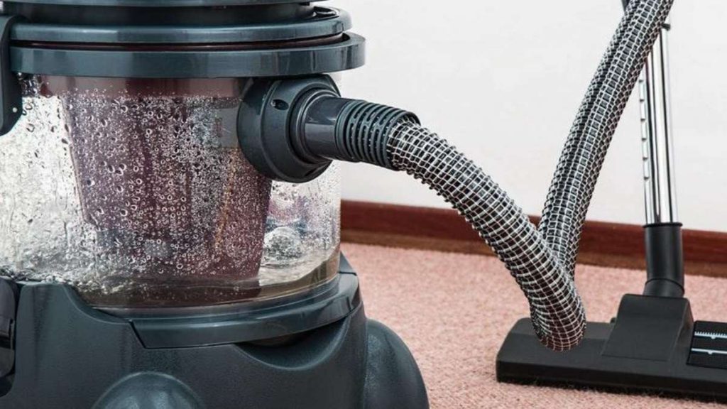 5 Important Tips for Choosing Your Carpet Cleaning Equipment