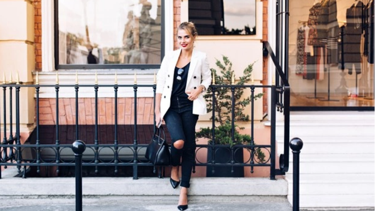 Here Are the Top 3 Reasons Why You Need to Buy the Best Ripped Jeans