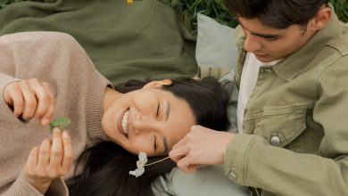 Photo of The 7 Best Things To Talk About On A First Date With Someone You Met Online