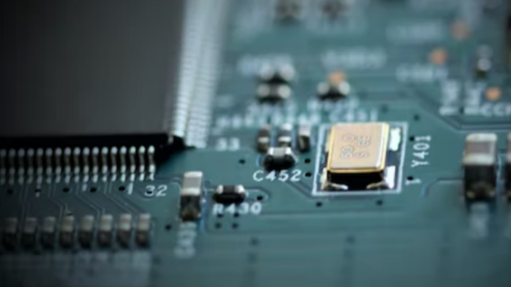 Discrete Semiconductor Circuit Vs. Integrated Circuit What Are the Differences?