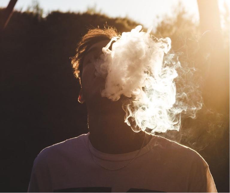 ECigarettes VS Traditional Cigarettes Which Is Better? IMC Grupo