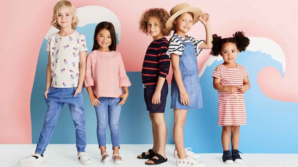 Keep Up With the Latest Trends in Children's Clothing Online