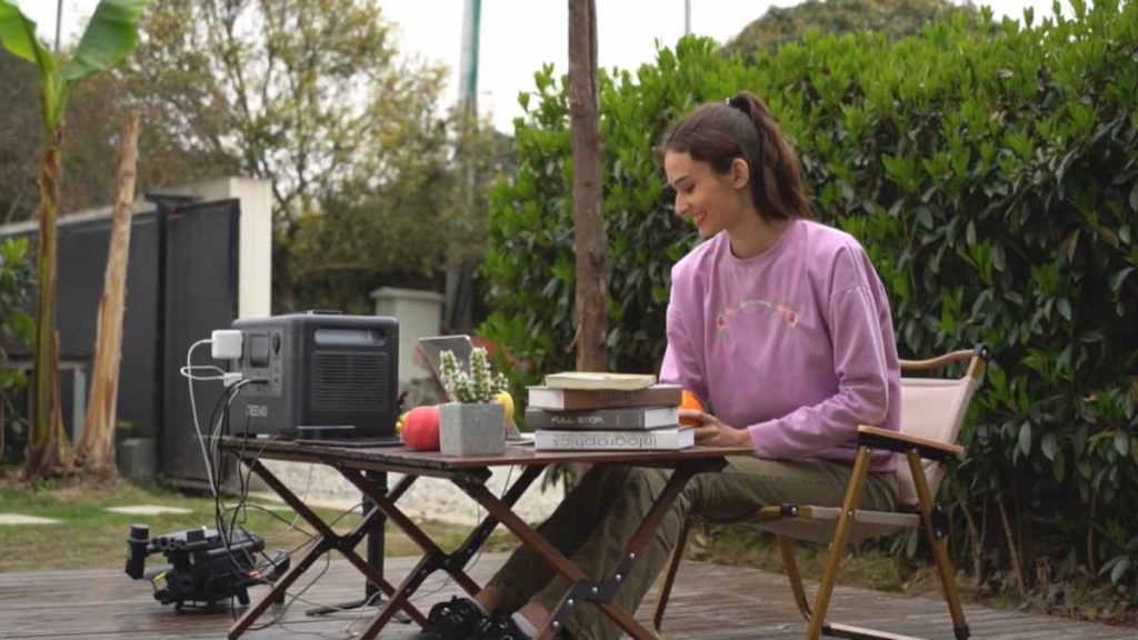 Portable Solar Power Generator The Best Helper for Your Camping