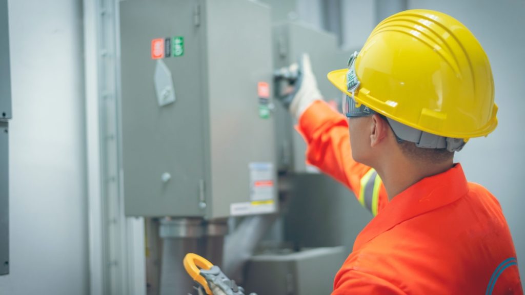 Enhancing Electrical Safety Through Comprehensive Arc Flash Training