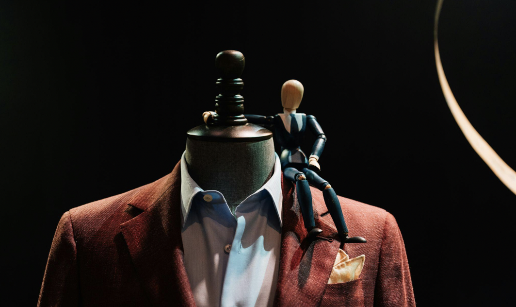 Mastering the Seersucker Suit: Your Guide to Warm-Weather Elegance
